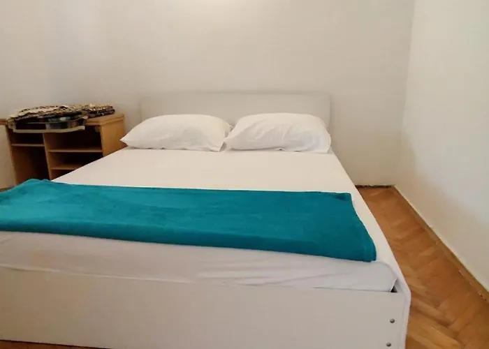 Stara Kapetanska Kuca Daire *