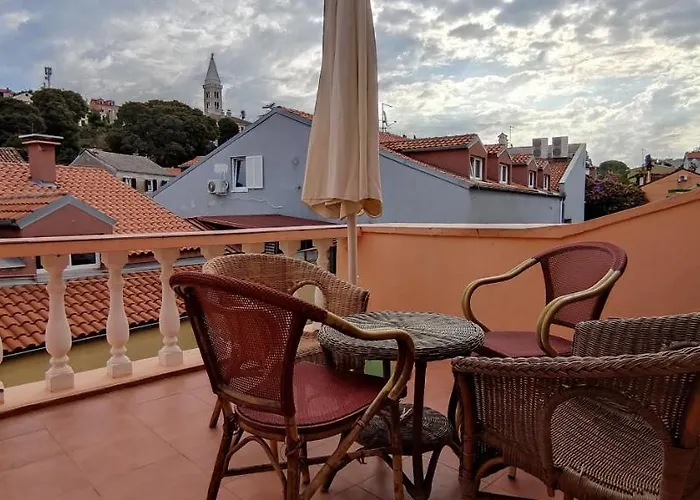 Stara Kapetanska Kuca * Mali Lošinj